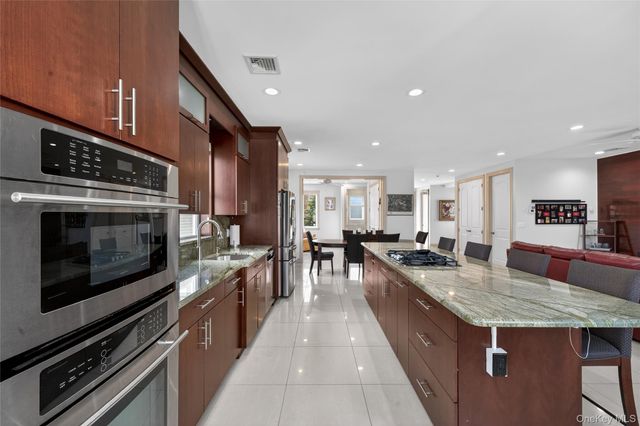 20 Hyman Court, Brooklyn, NY 11229