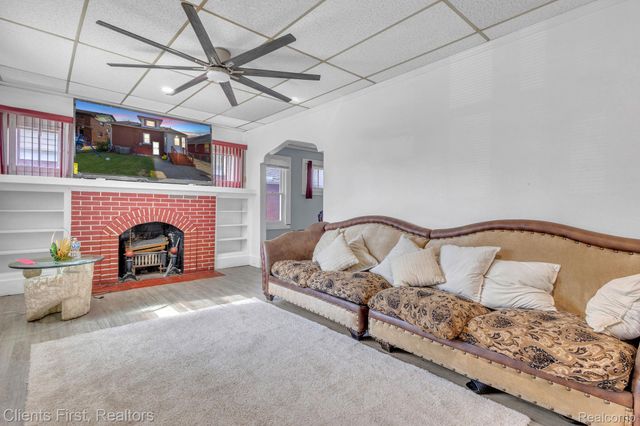 14077 Mark Twain Street, Detroit, MI 48227