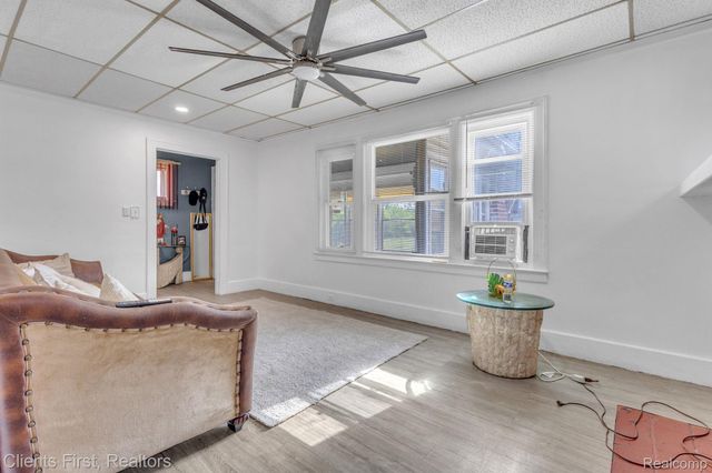14077 Mark Twain Street, Detroit, MI 48227
