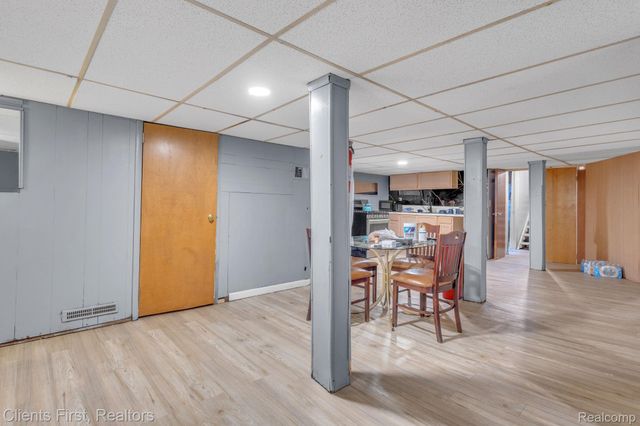 14077 Mark Twain Street, Detroit, MI 48227