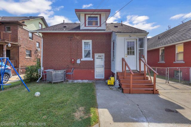 14077 Mark Twain Street, Detroit, MI 48227