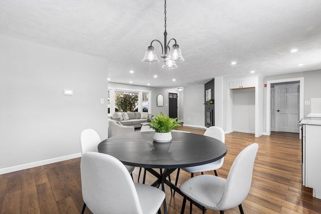 15 Brookbridge Rd, Stoneham, MA 02180