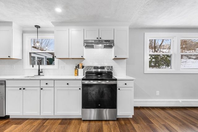 15 Brookbridge Rd, Stoneham, MA 02180