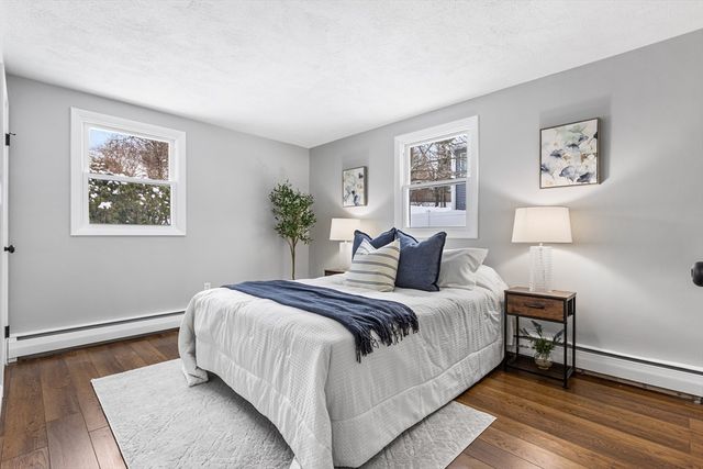 15 Brookbridge Rd, Stoneham, MA 02180