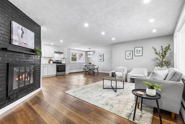 15 Brookbridge Rd, Stoneham, MA 02180