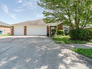 3401 Carriageway Avenue, Bentonville, AR 72712