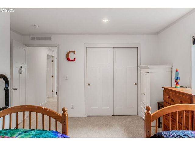1310 BOARDWALK Ave, Molalla, OR 97038