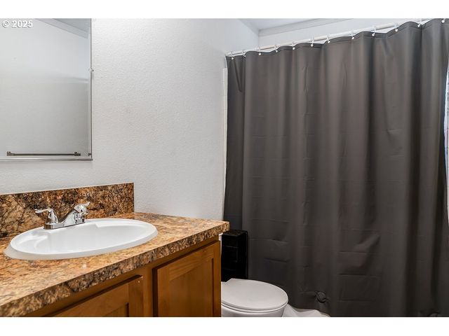 1310 BOARDWALK Ave, Molalla, OR 97038