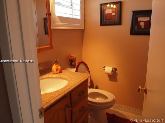 950 Hillcrest Dr 503, Hollywood, FL 33021