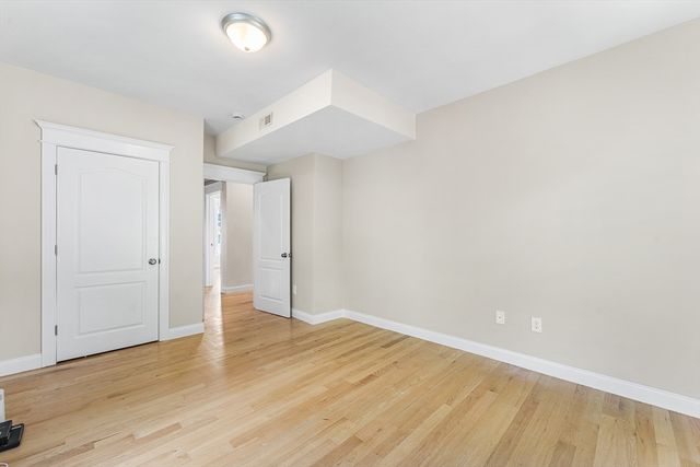 156 Ashmont St, Boston, MA 02124