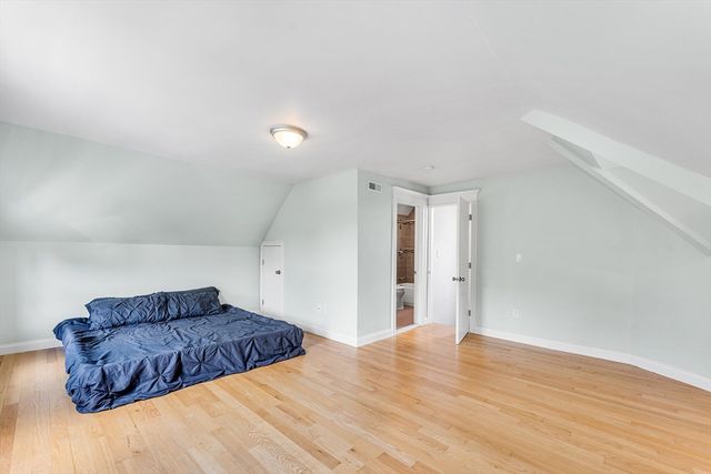 156 Ashmont St, Boston, MA 02124