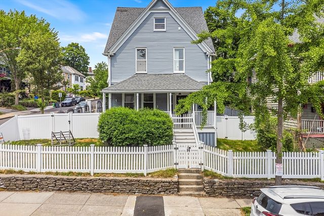 156 Ashmont St, Boston, MA 02124