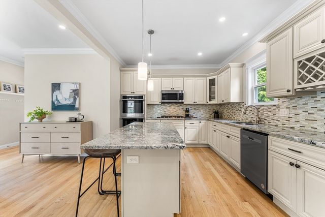 156 Ashmont St, Boston, MA 02124