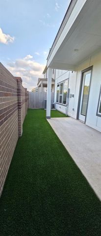4110 Peaceful Pines Lane, Houston, TX 77080