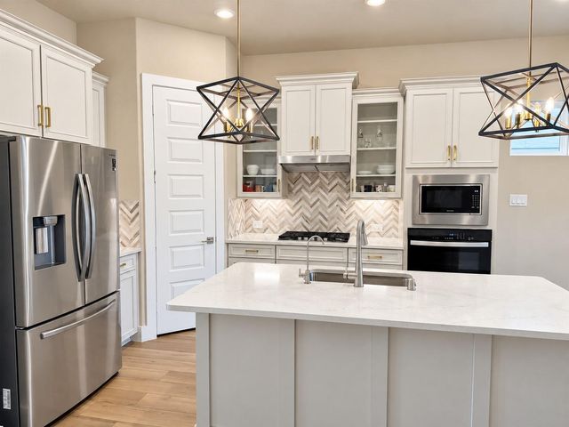 4110 Peaceful Pines Lane, Houston, TX 77080