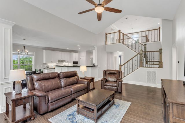 1001 Morton Mill Rd, Nashville, TN 37221