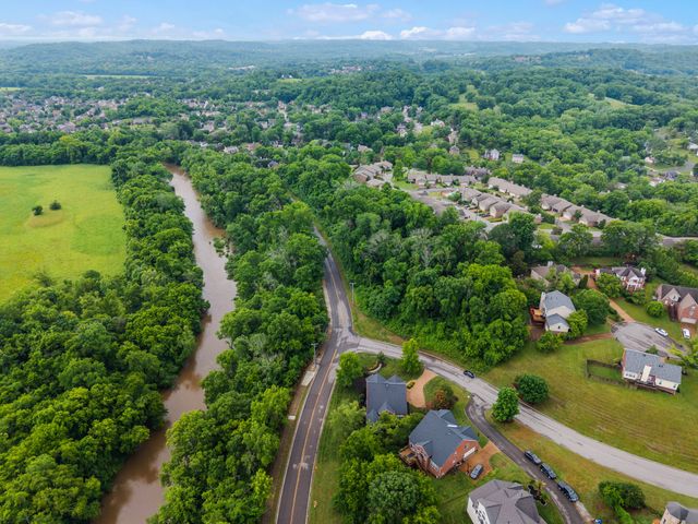 1001 Morton Mill Rd, Nashville, TN 37221