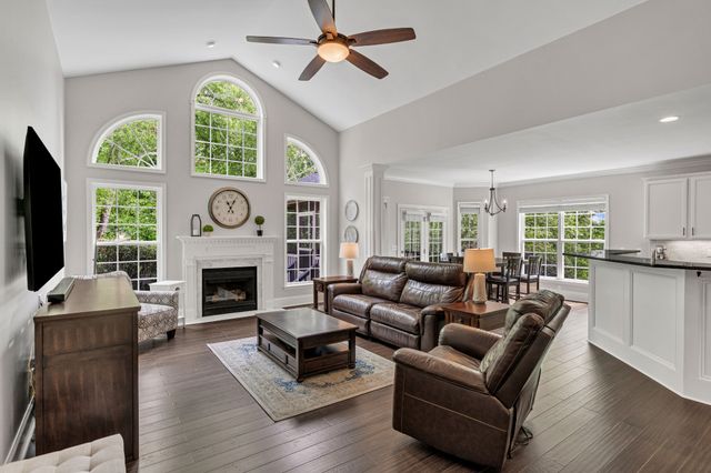 1001 Morton Mill Rd, Nashville, TN 37221