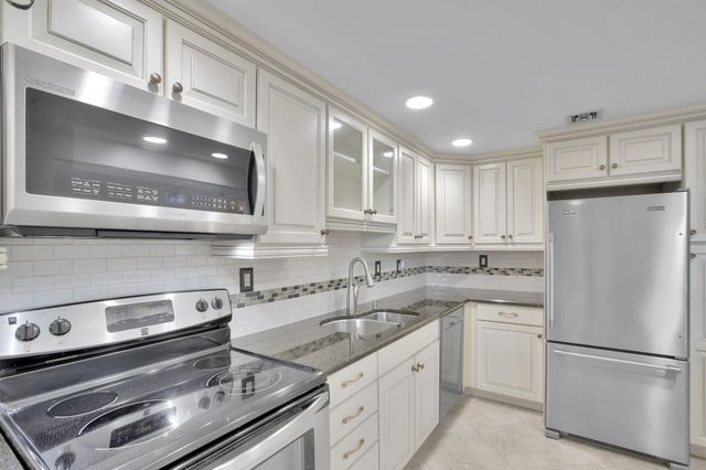 740 S Federal Highway 202, Pompano Beach, FL 33062