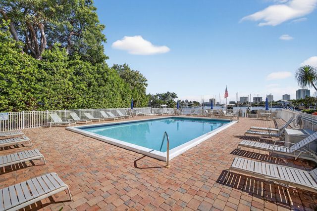 740 S Federal Highway 202, Pompano Beach, FL 33062