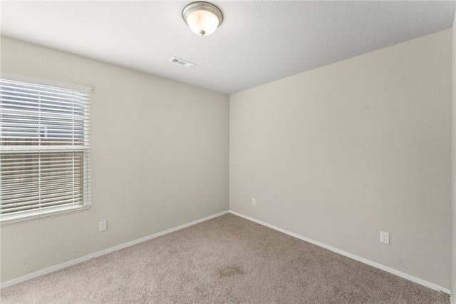 1643 S Towhee Lane, Fayetteville, AR 72701