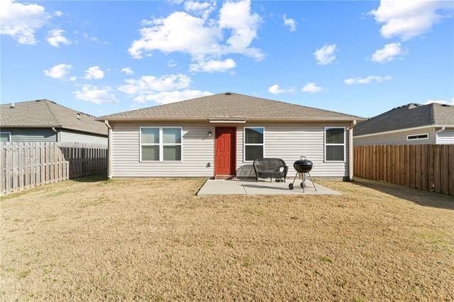 1643 S Towhee Lane, Fayetteville, AR 72701