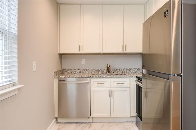 880 Saint Charles NE Avenue 4, Atlanta, GA 30306