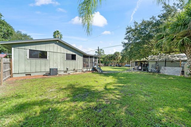 9633 Honeysuckle, Sebastian, FL 32976