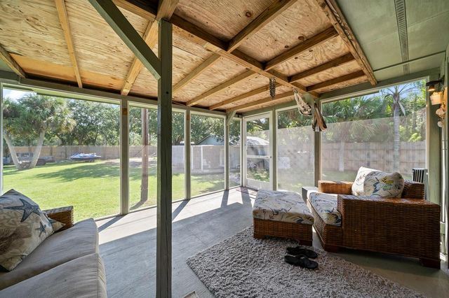 9633 Honeysuckle, Sebastian, FL 32976