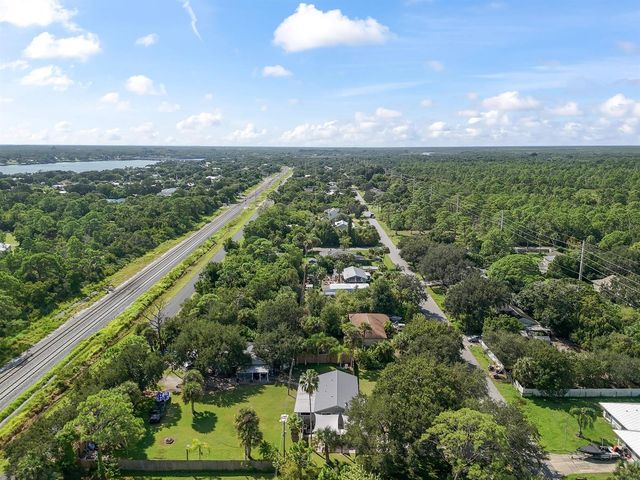9633 Honeysuckle, Sebastian, FL 32976