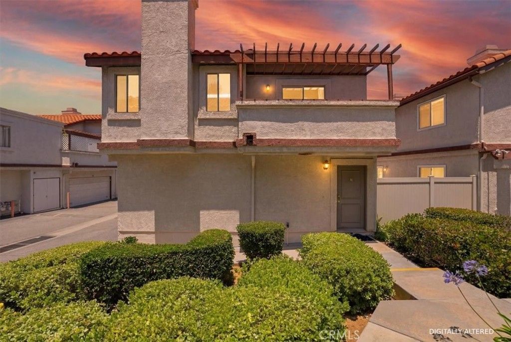 Image 1 of property listing at 24242 Sylvan Glen, Diamond Bar, CA 91765