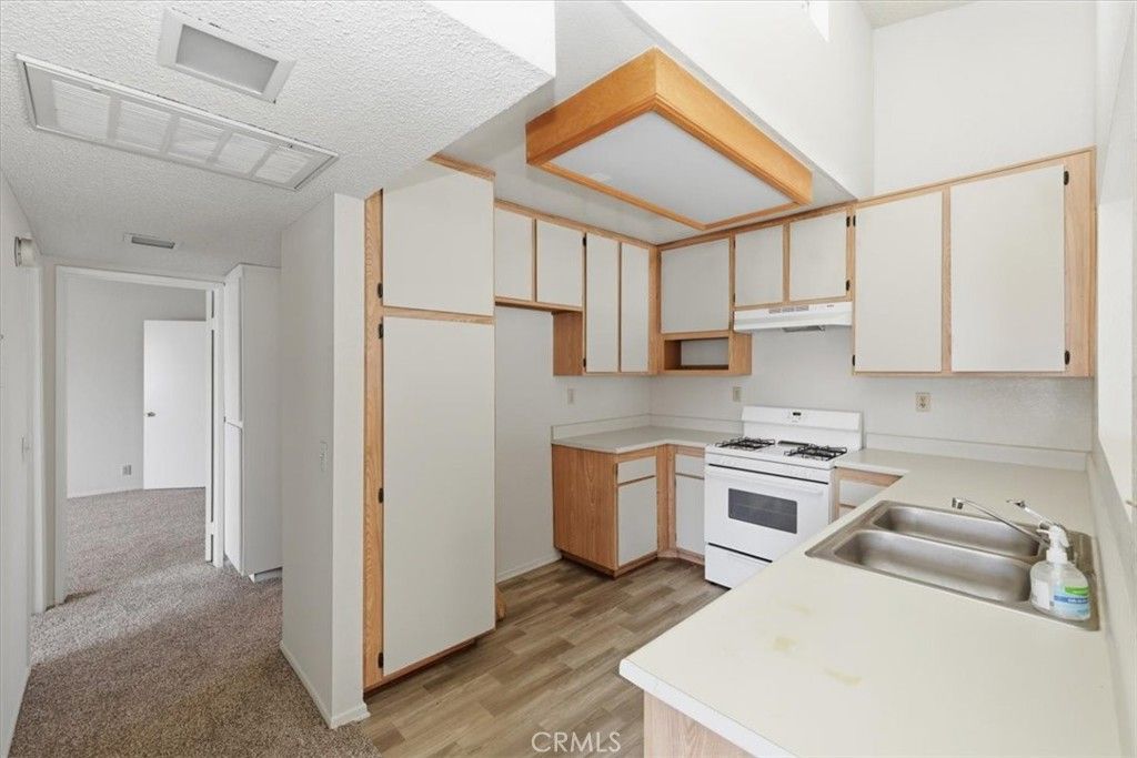 Image 19 of property listing at 24242 Sylvan Glen, Diamond Bar, CA 91765