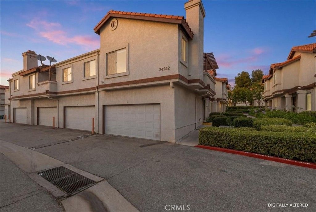 Image 4 of property listing at 24242 Sylvan Glen, Diamond Bar, CA 91765