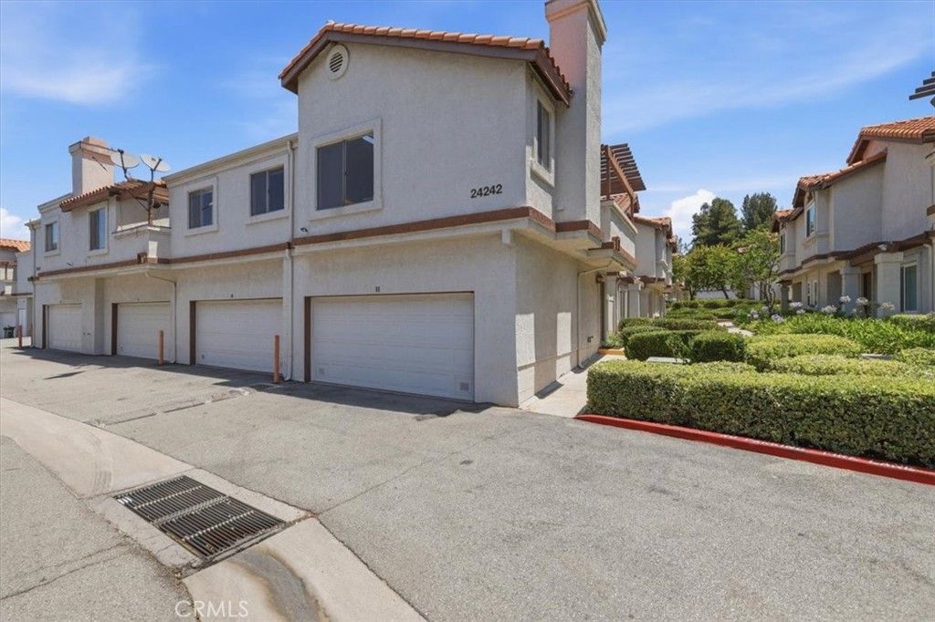 Image 5 of property listing at 24242 Sylvan Glen, Diamond Bar, CA 91765