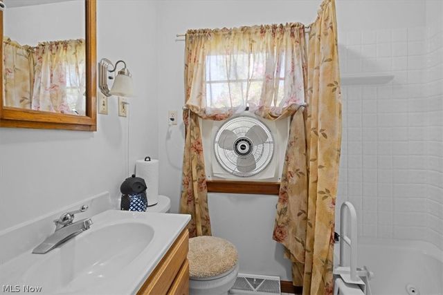 7836 State Route 44, Ravenna, OH 44266