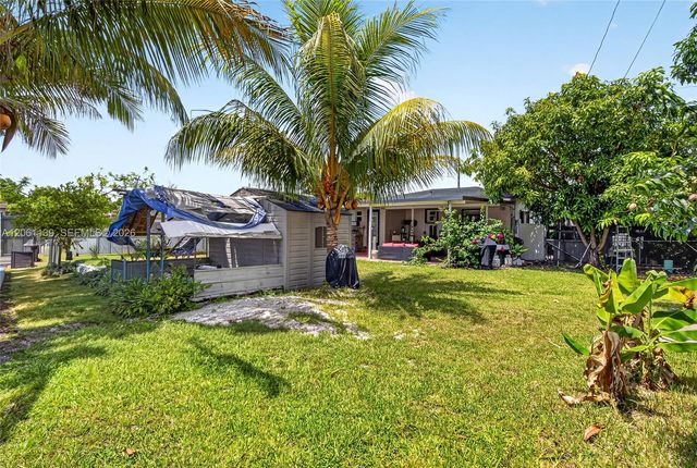 17019 SW 100th Ave, Miami, FL 33157