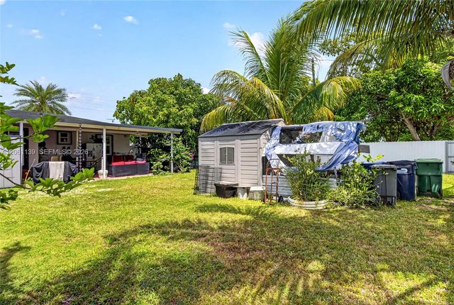 17019 SW 100th Ave, Miami, FL 33157