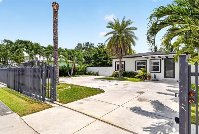 17019 SW 100th Ave, Miami, FL 33157