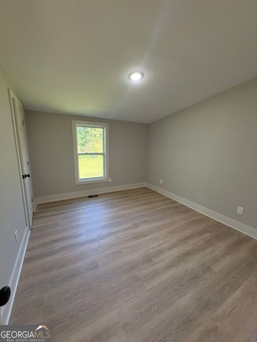 2032 Four Notch Road, Carrollton, GA 30116