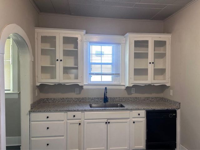 1925 11th Street, Port Arthur, TX 77640