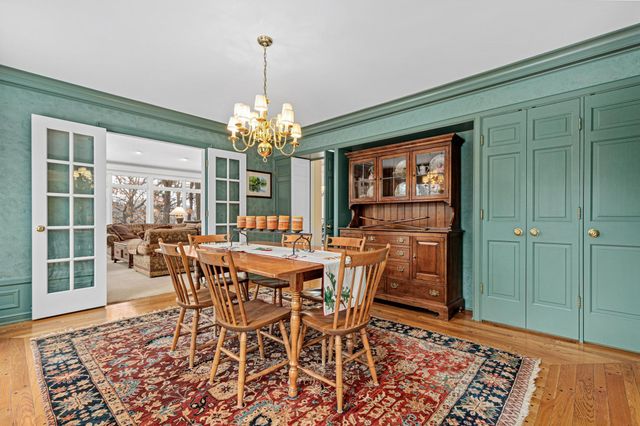 2 Crocus Lane, North Oaks, MN 55127