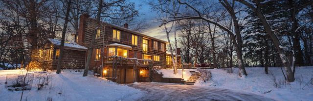 2 Crocus Lane, North Oaks, MN 55127