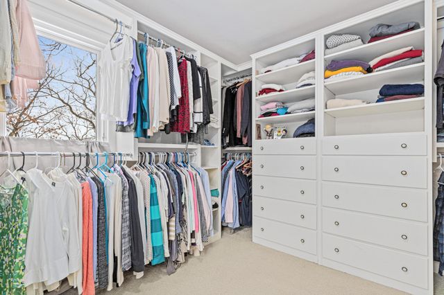 2 Crocus Lane, North Oaks, MN 55127