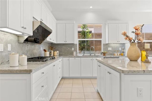 60 Quentin, Irvine, CA 92620