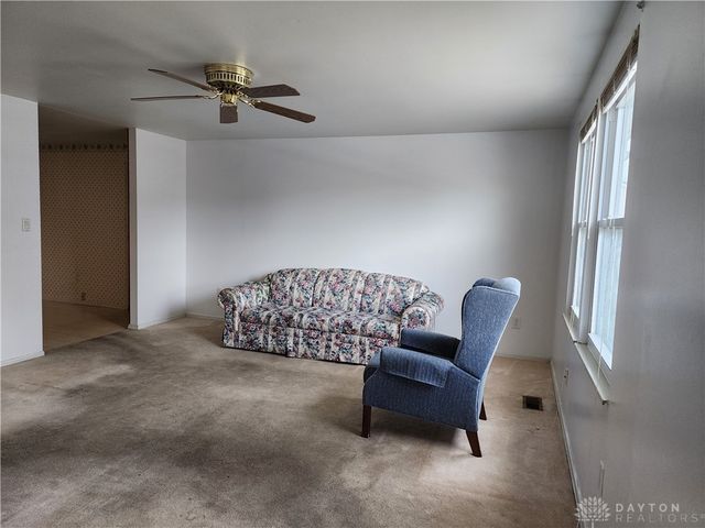 211 Butler Trail, Englewood, OH 45322