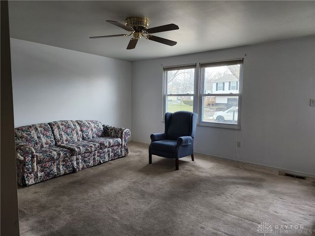 211 Butler Trail, Englewood, OH 45322