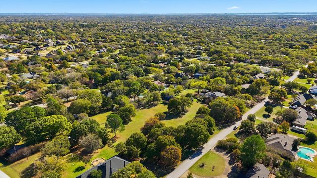370 Oakview Drive, Double Oak, TX 75077