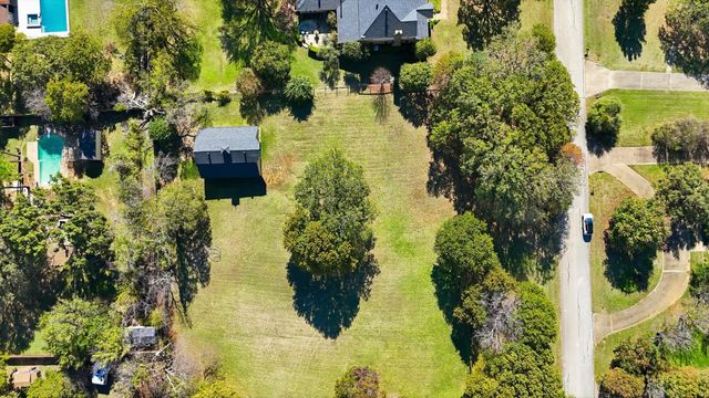 370 Oakview Drive, Double Oak, TX 75077