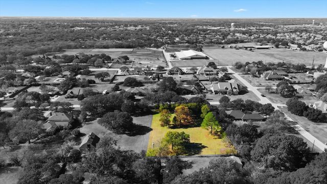370 Oakview Drive, Double Oak, TX 75077