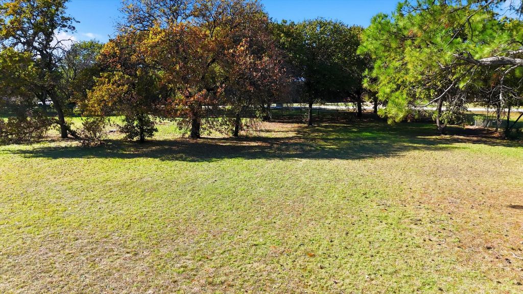 370 Oakview Drive, Double Oak, TX 75077